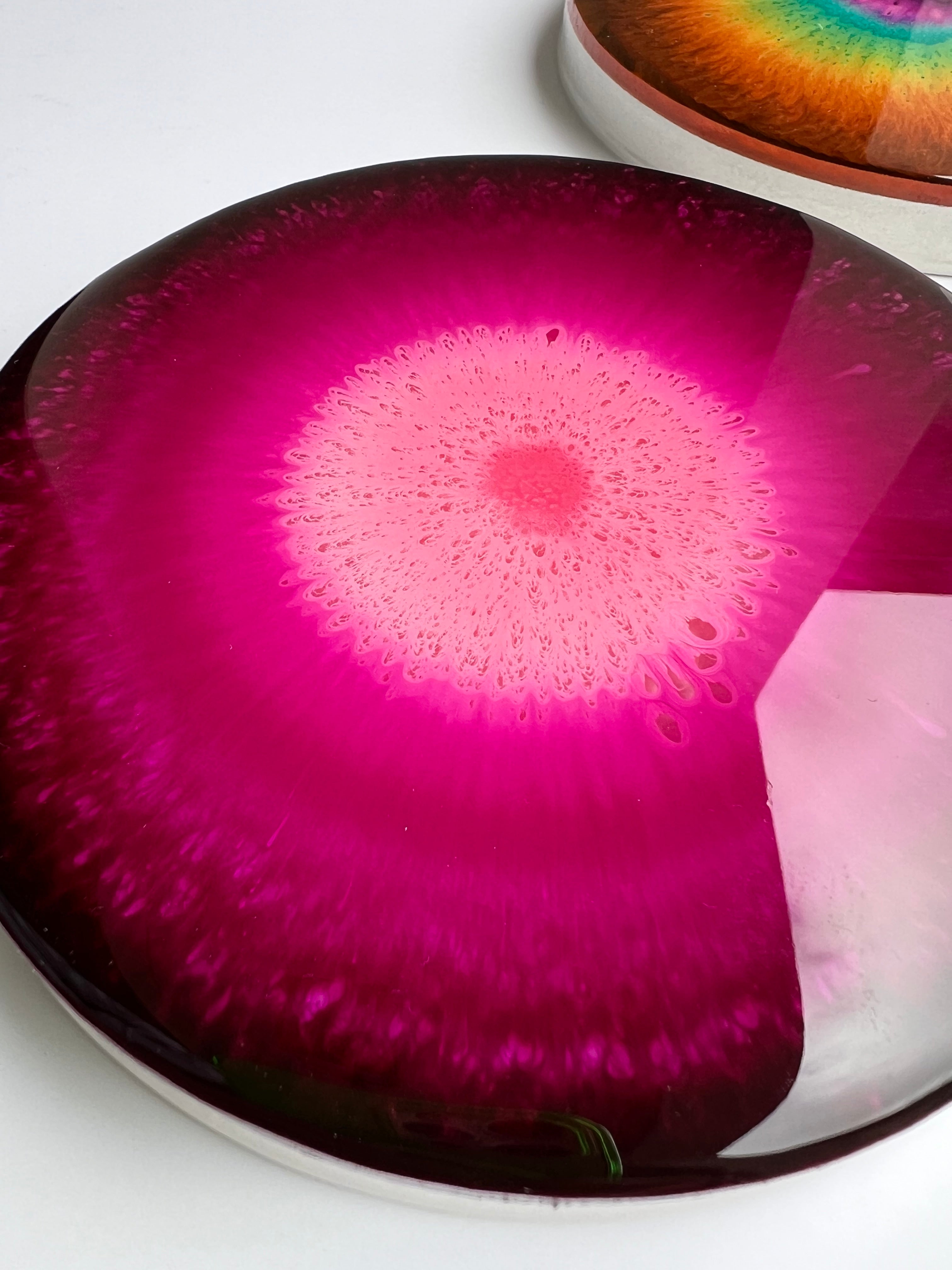 ‘Sunlit’ (Agate painting set of 11 pieces)